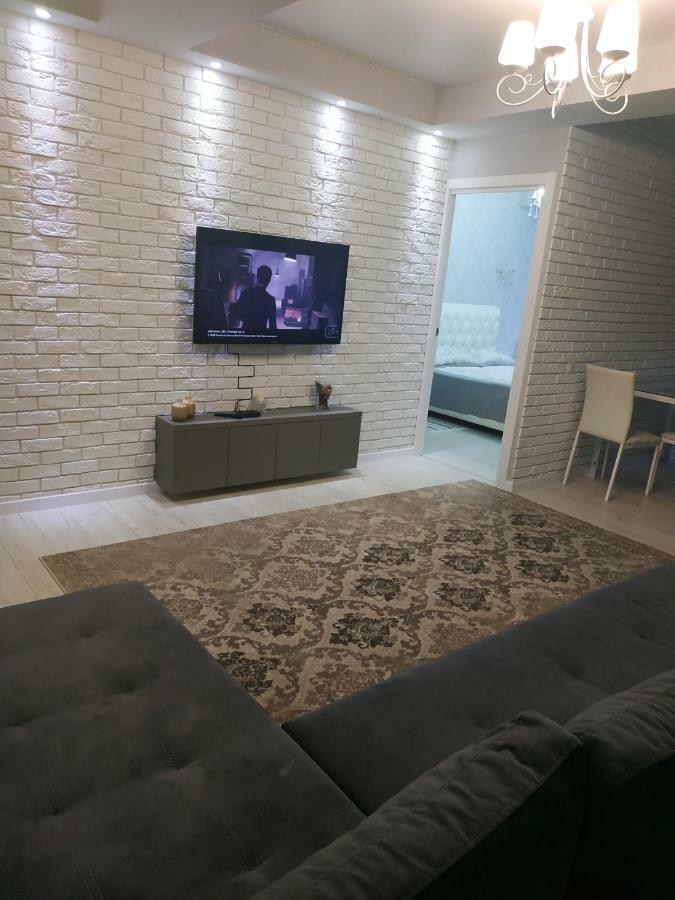 Apartament Lux Sect. Riscani 基希讷乌 外观 照片